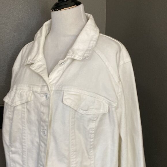 Gloria Vanderbilt Creamy White Melanie Stretch Jean Jacket - Picture 3 of 15